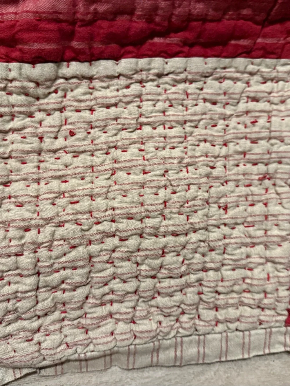 2 DanielCremieux Addison Barn Red Quilted Pick Stitched Standard Size Shams